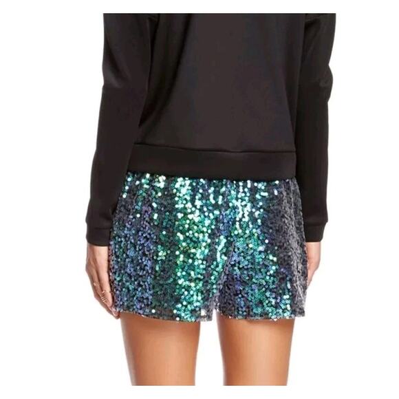 BCBG Mermaid Sequin GREEN BLUE Shorts Size 8 NEW NWT Holiday Chic - Picture 2 of 5